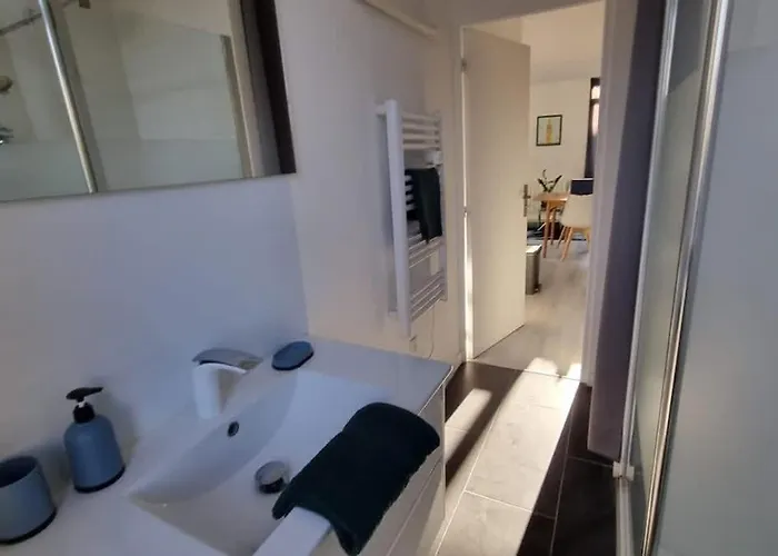 Poppy-idealement Situe Entre Gare Gdpalais&centre *