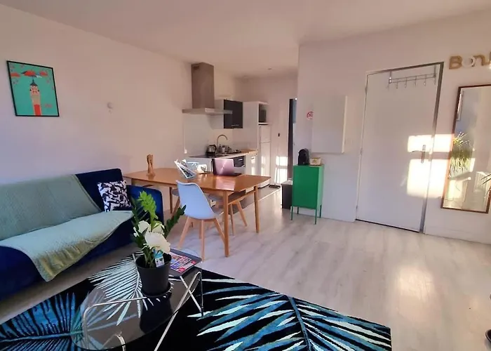 Poppy-idealement Situe Entre Gare Gdpalais&centre